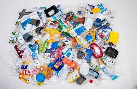 Titelbild Bring Back Plastic - Kunststoffrecycling